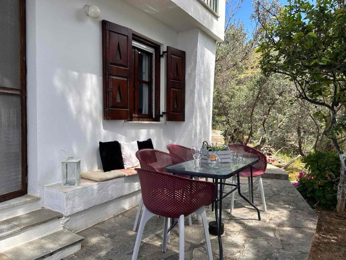 Grandpa Simos' Traditional Guest House Agios Romanos Exterior foto